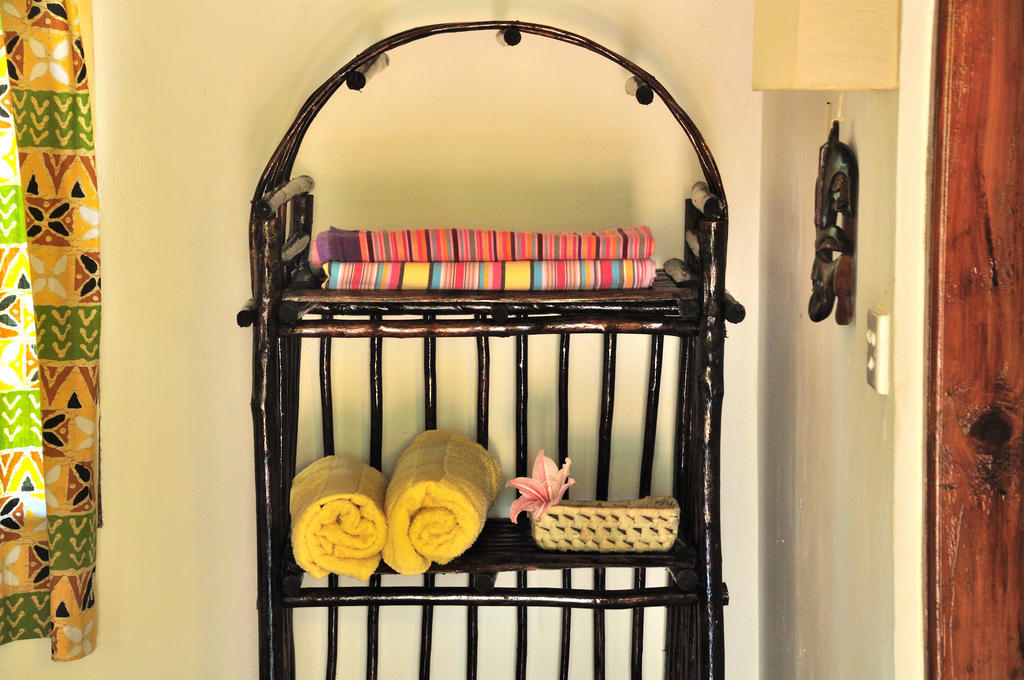 Mimi Na Wewe...In Africa! Watamu Room photo