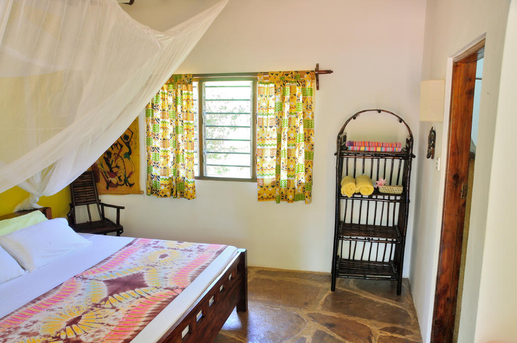 Mimi Na Wewe...In Africa! Watamu Room photo